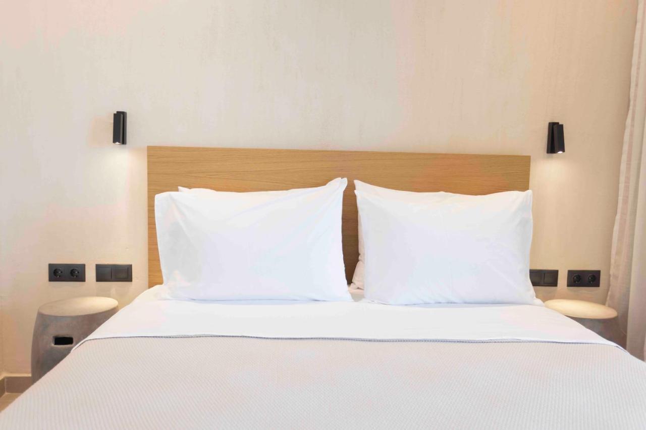 Pnoes Luxury Suites Paliouri Bagian luar foto