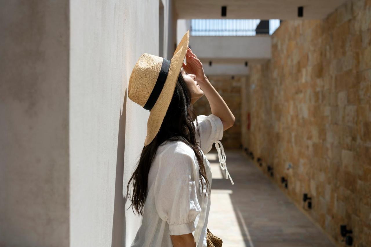 Pnoes Luxury Suites Paliouri Bagian luar foto