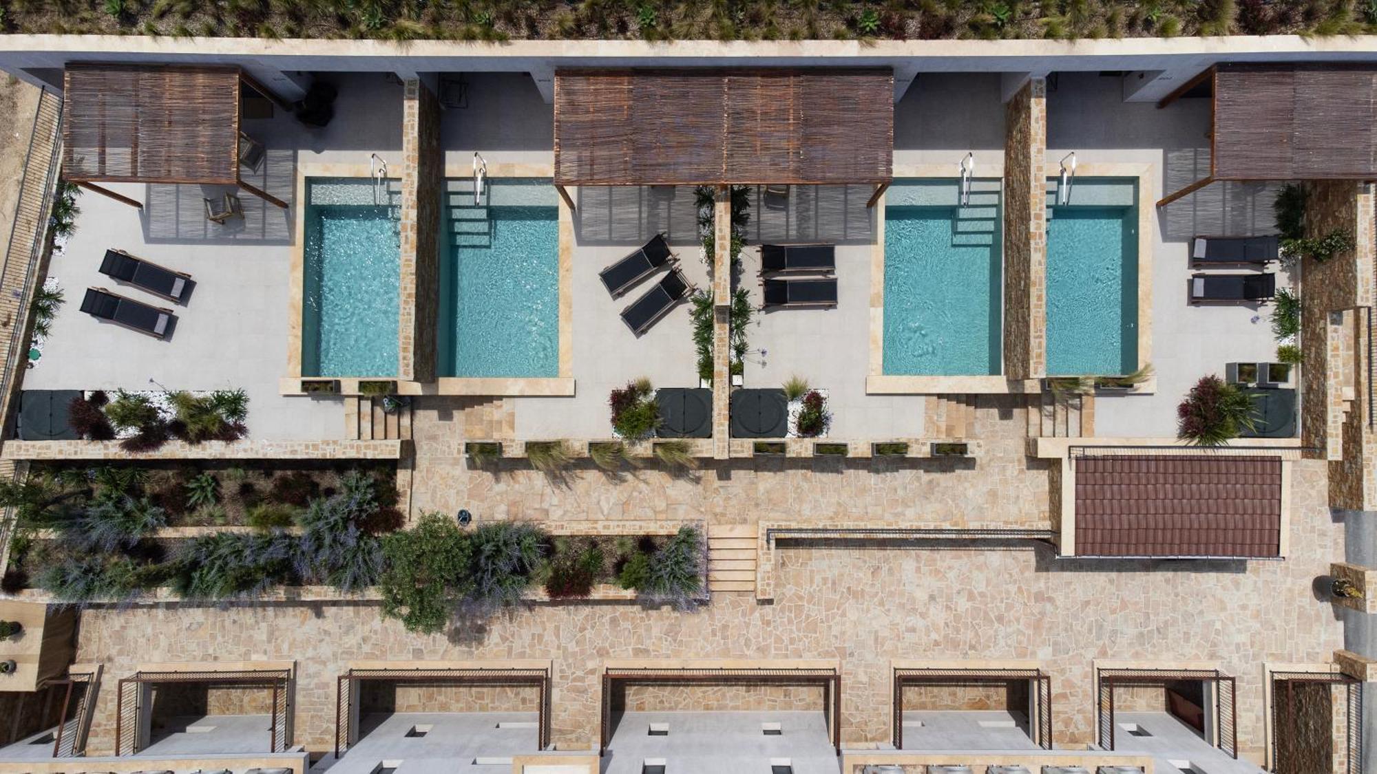 Pnoes Luxury Suites Paliouri Bagian luar foto