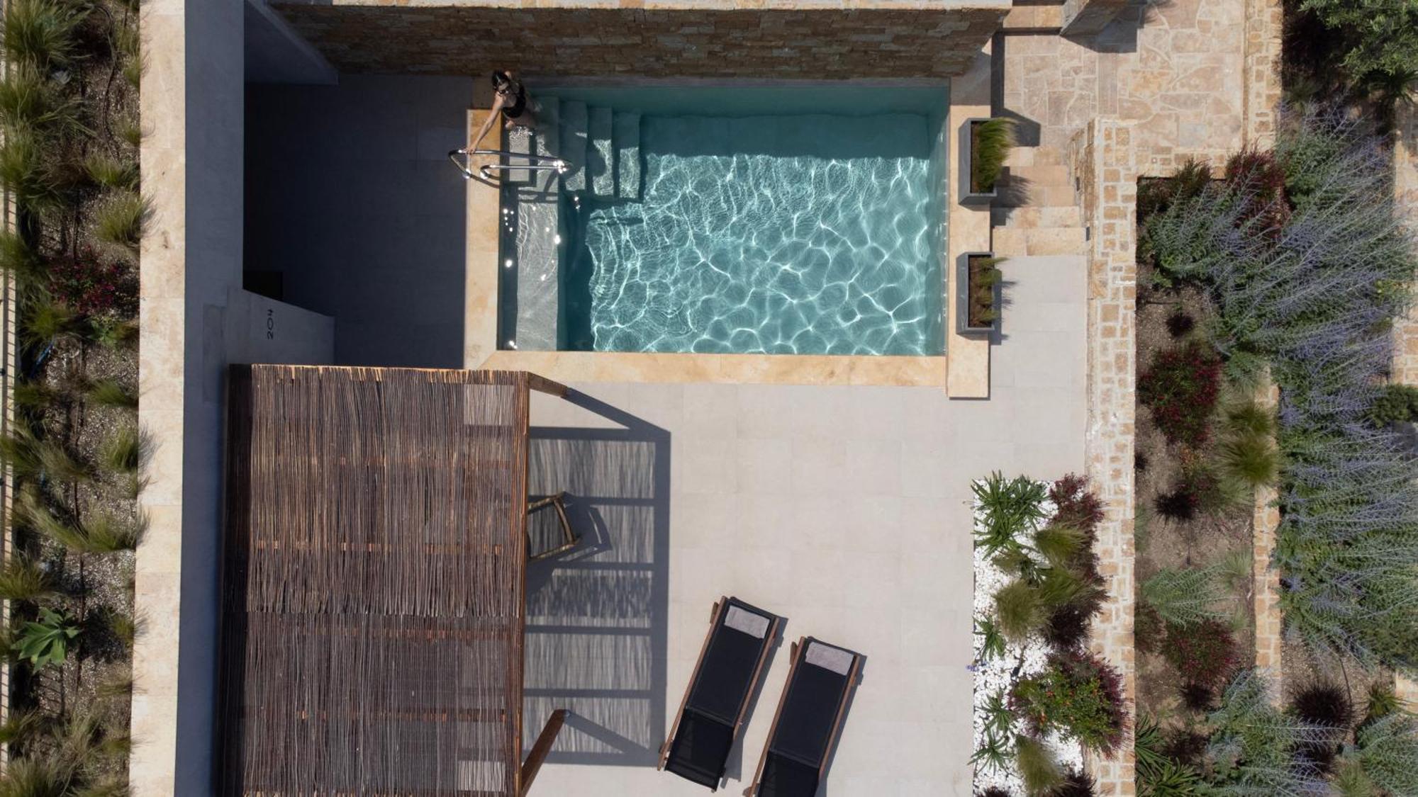 Pnoes Luxury Suites Paliouri Bagian luar foto