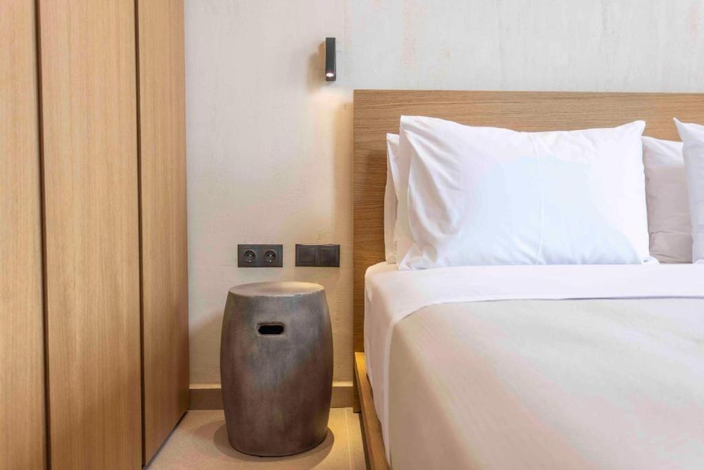 Pnoes Luxury Suites Paliouri Bagian luar foto