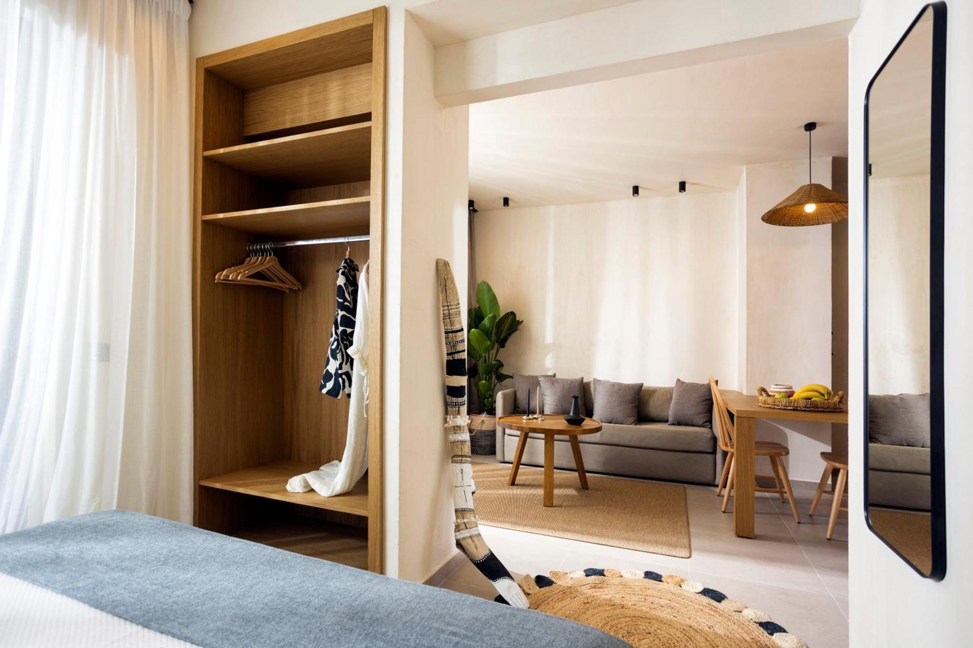 Pnoes Luxury Suites Paliouri Bagian luar foto